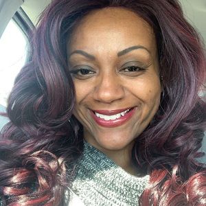 Meet your Posher, Candace